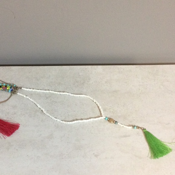 18” American Indian beaded and leather four strand necklace - Picture 5 of 12